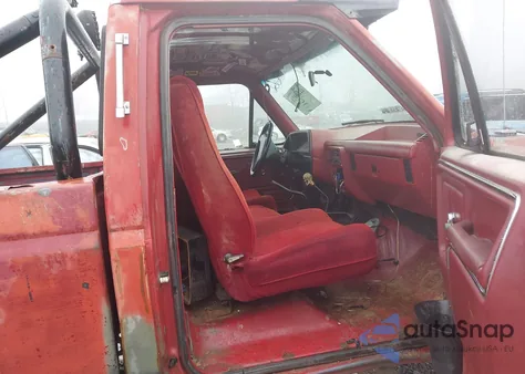 1989 Ford F150 z USA, uszkodzony, nr VIN 1FTEF14YXKNA32549